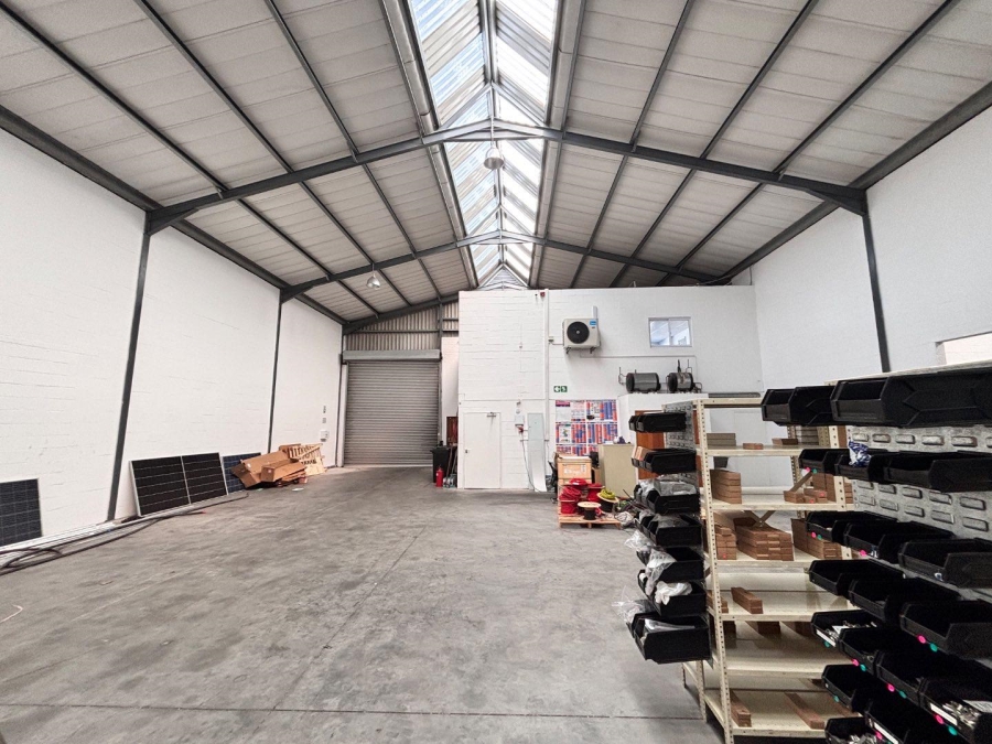 To Let commercial Property for Rent in Montague Gardens Western Cape